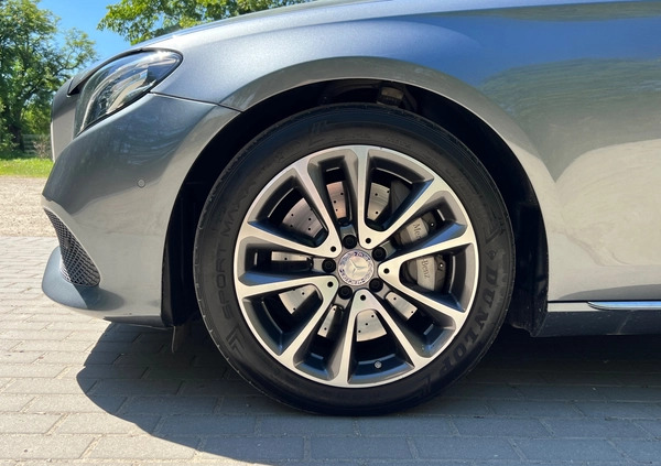 Mercedes-Benz Klasa E cena 149900 przebieg: 41148, rok produkcji 2016 z Ostrzeszów małe 379